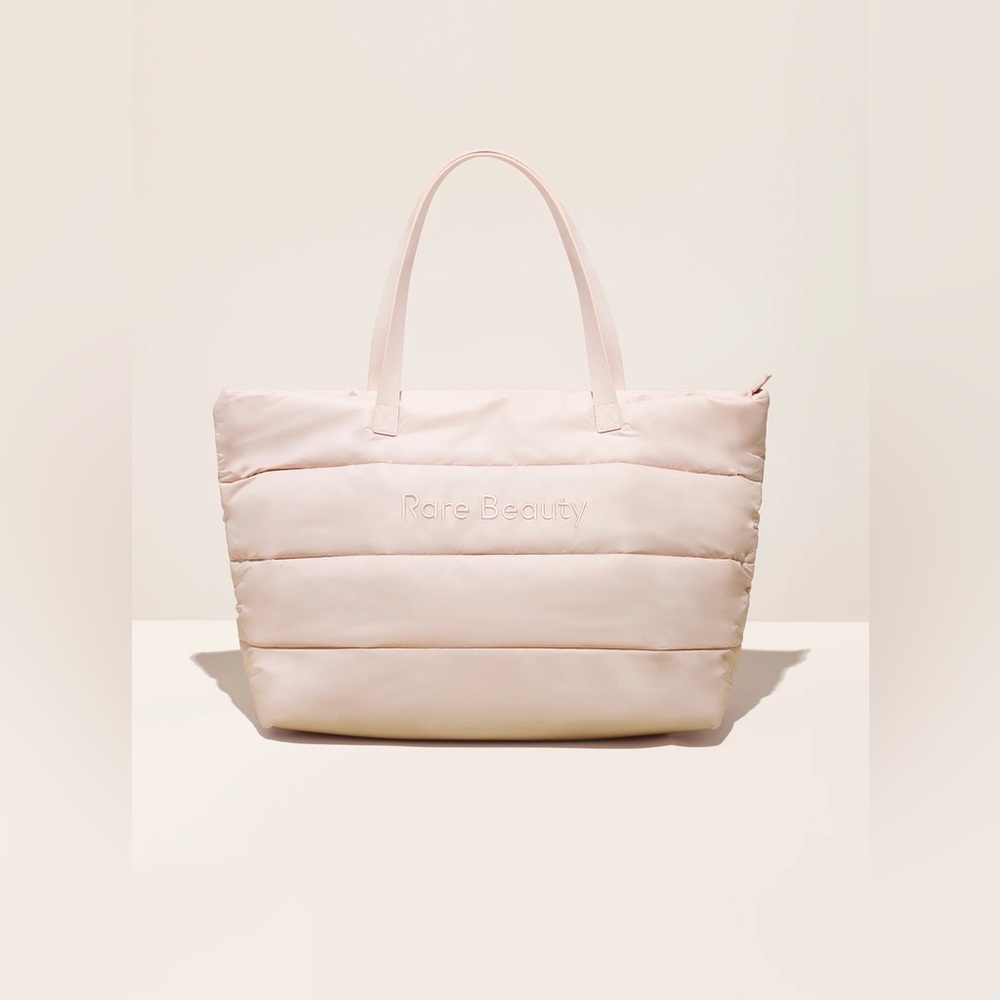 Rare beauty large puffy tote💗💗